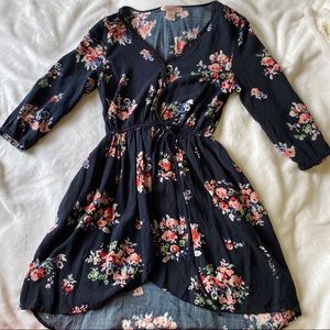 Super cute floral top